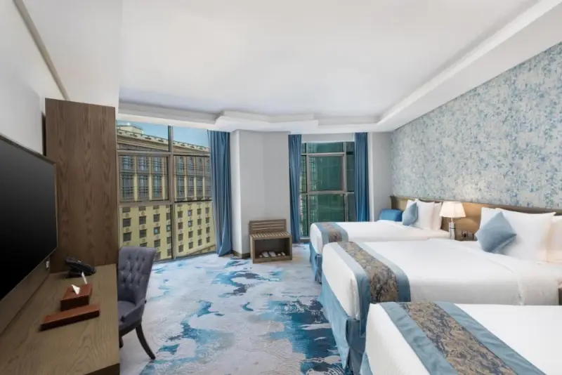 Triple Room with View imej 1