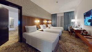 Mias Al Madina Hotel - image 30