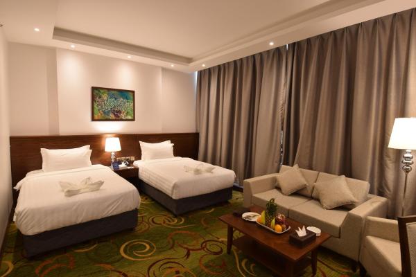 Zaha Al Munawara Hotel - image 42