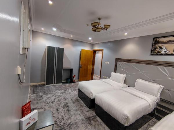 Azhaar Suites - image 18