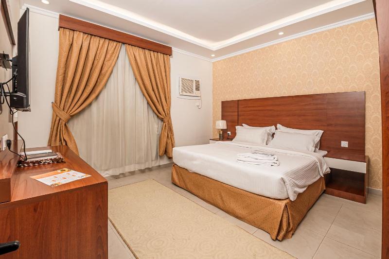 One-Bedroom Apartment with Living imej 10