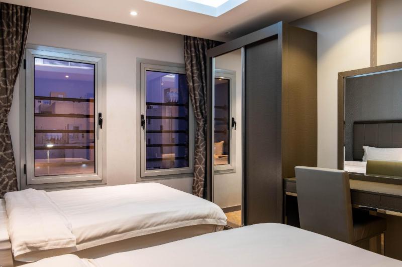 King Room - Disability Access image 2